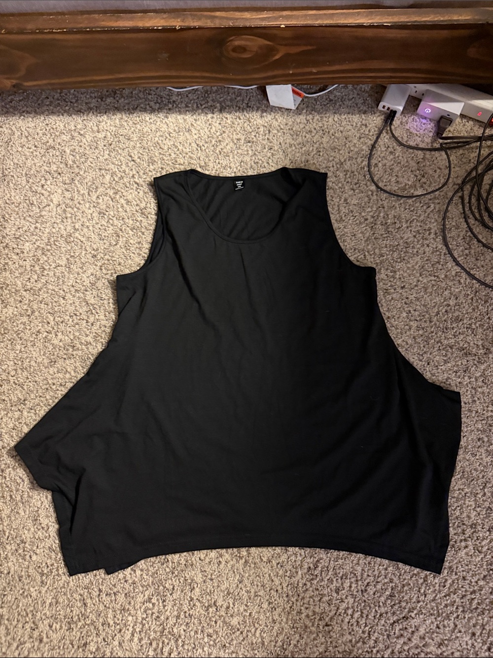 SHEIN CURVE Black Relaxed Swing Tank Top